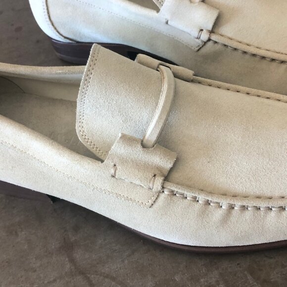 Bruno Magli Beige Suede Loafer Brand New in original Dust Bags - Picture 7 of 10